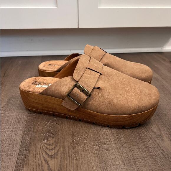 Kork-Ease Shoes - Korks by Kork-Ease Frankie Platform Wedge Clogs